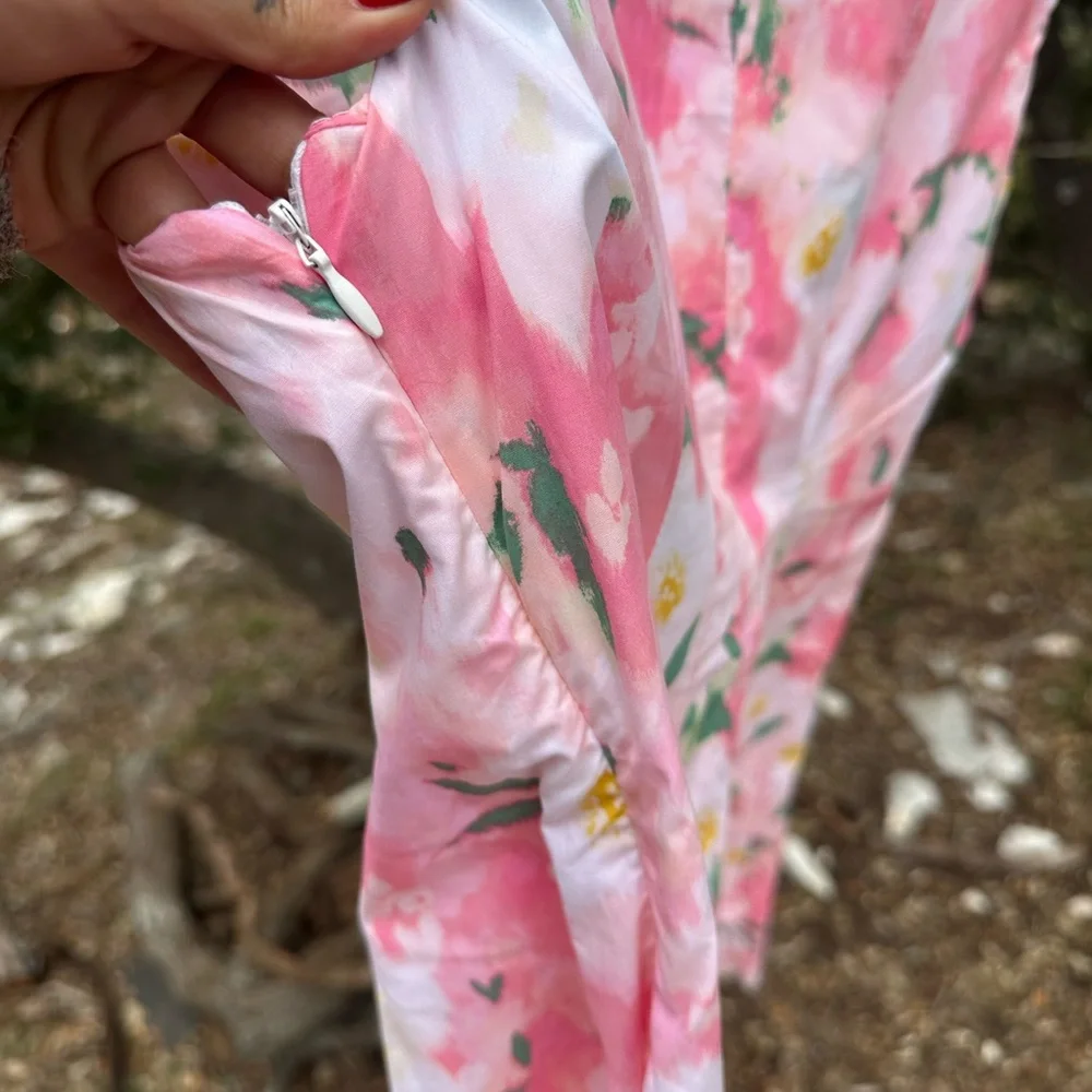 Spring dress - Picture 5 of 7
